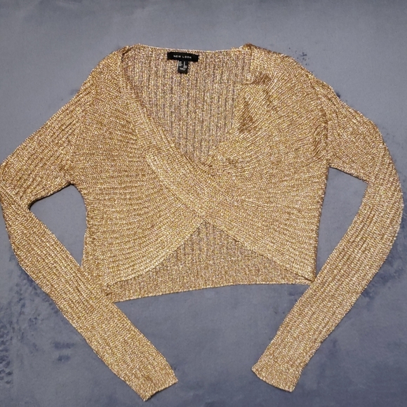 NWOT Ribbed Knit Metallic Crop Top - Picture 2 of 5